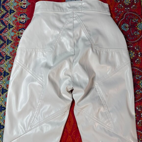 Revice White Vegan Leather Mid-Rise Flared Wide Leg Pants 23 (ACT22x33) NWT - Picture 5 of 16